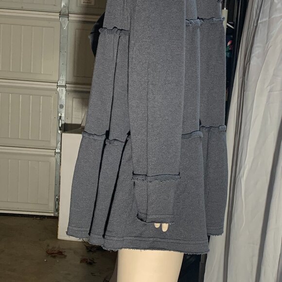 Free People Raw-Edge Zip-Front Hoodie NWT - Picture 9 of 16